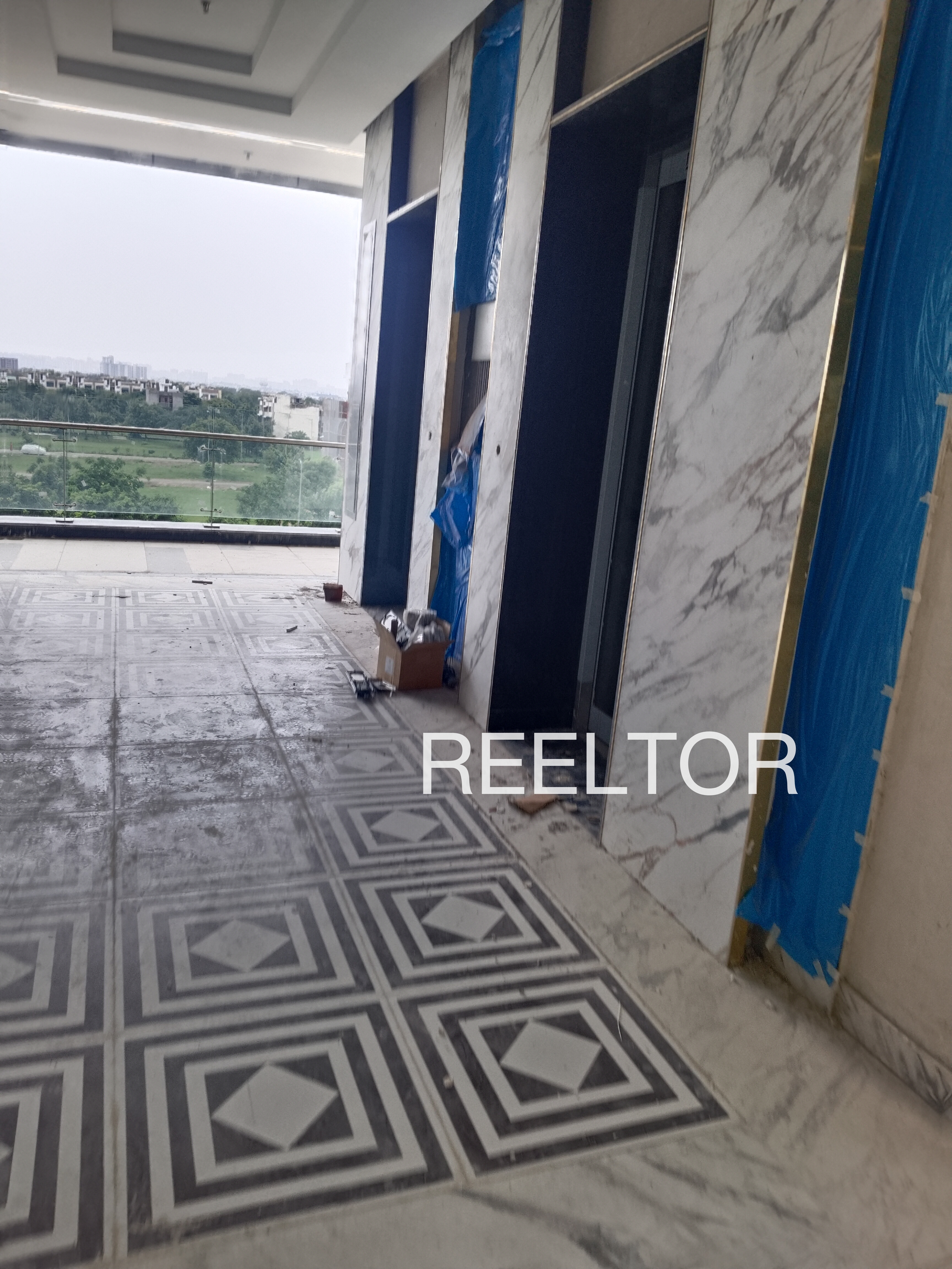 Showroom For Sale In Sarsud Khirkiya