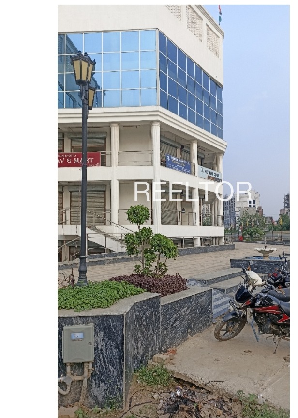 Showroom For Sale In Kamo Chauparan