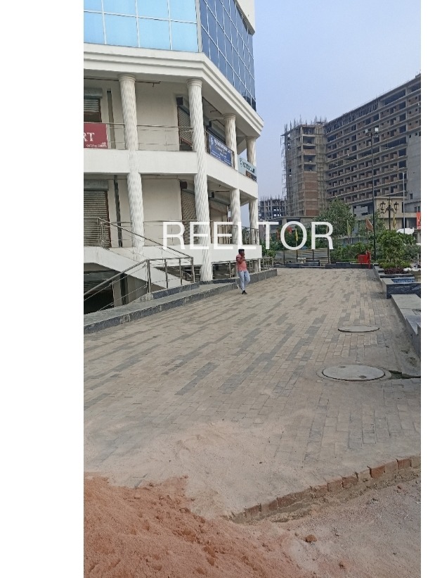 Showroom For Sale In Chamra Kundal Lateri