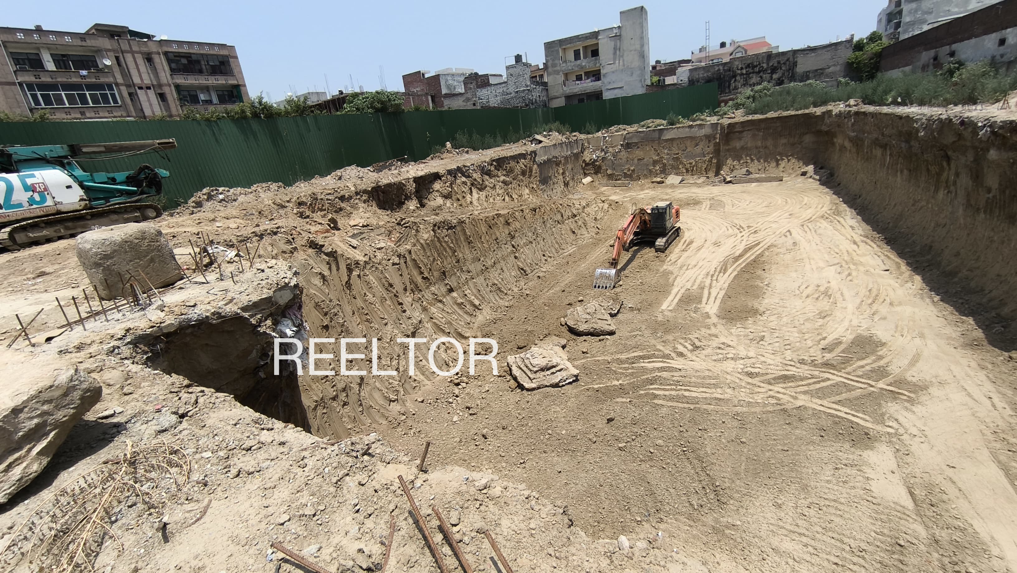 Shop For Sale In Patparganj Mayur Vihar
