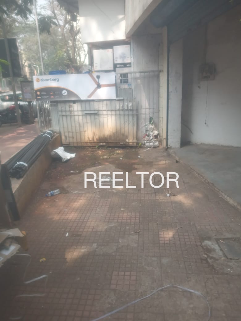 Showroom For Sale In Rataura Garud