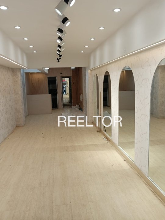 Showroom For Sale In Banavadi Magadiu