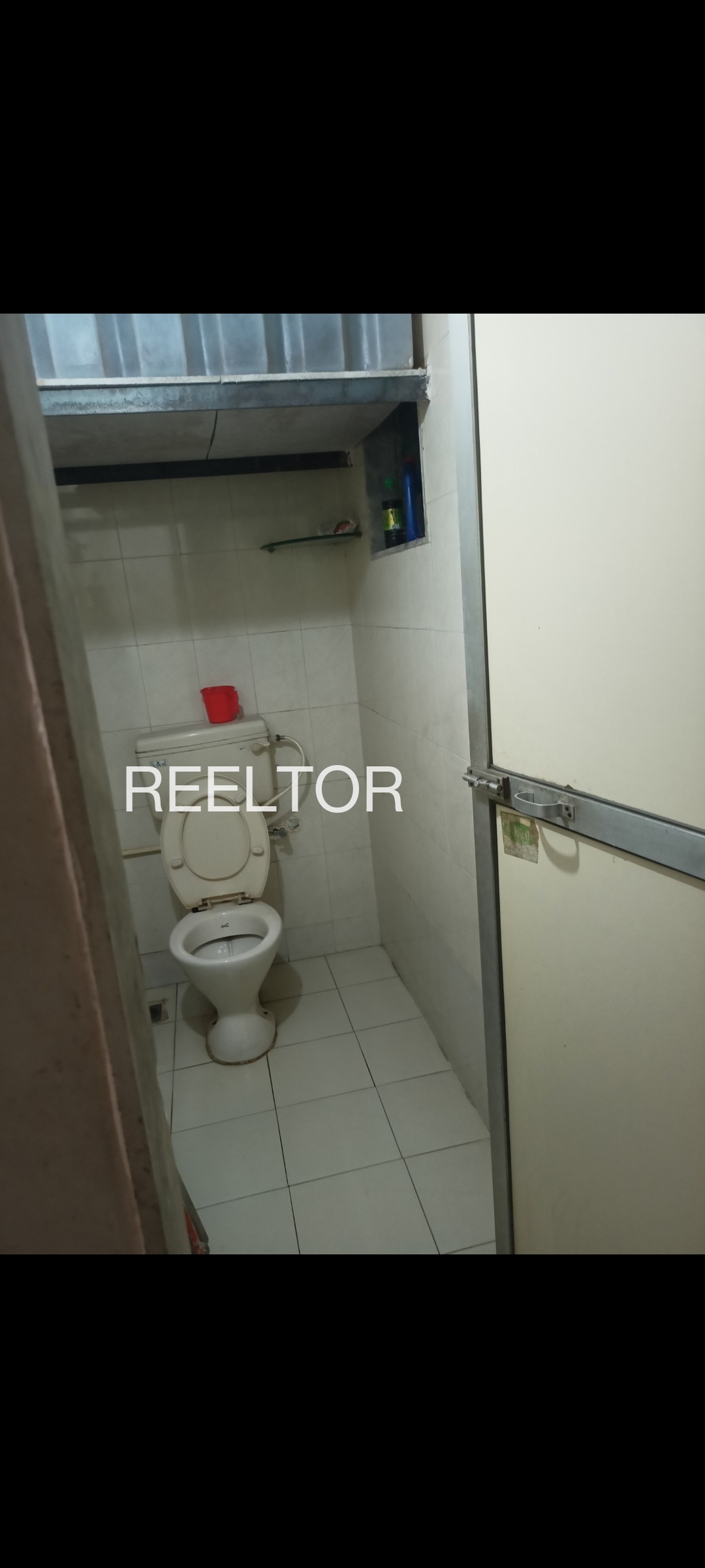 Showroom For Sale In Davtha Khategaon