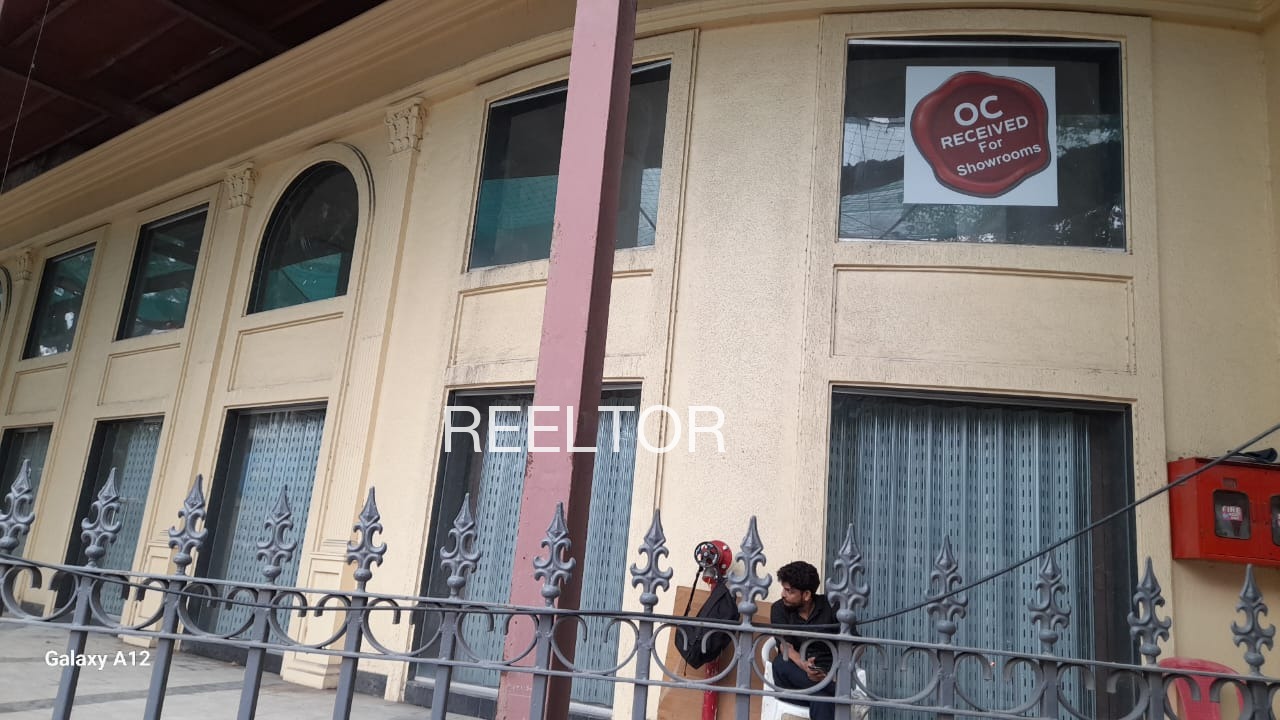Shop For Sale In Pingor Hassanpur
