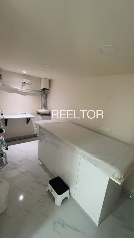 Showroom For Rent In Bhiyankheri Sironj