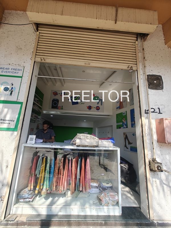 Showroom For Sale In Kamo Chauparan
