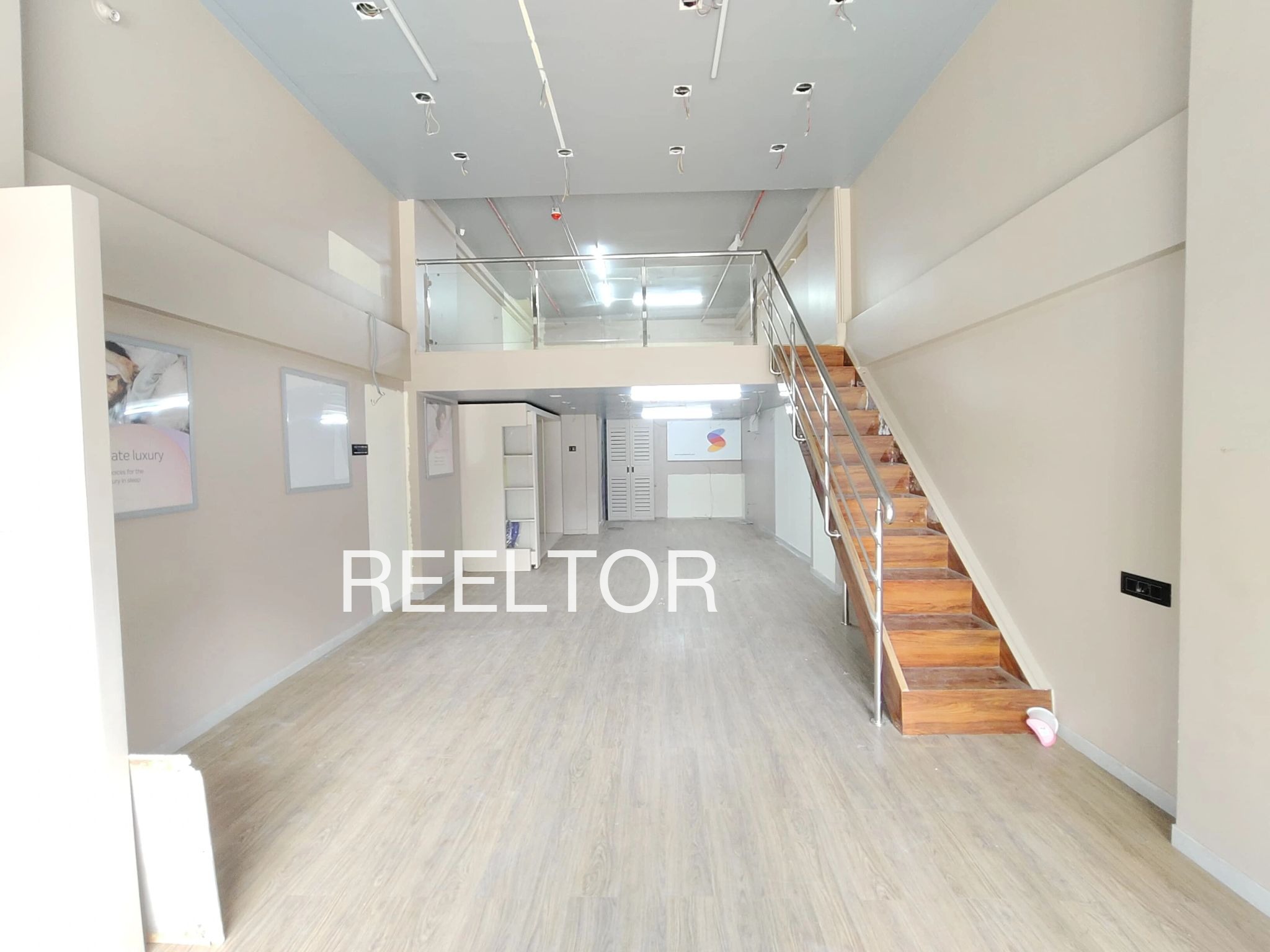 Showroom For Rent In Rajbai Majholi