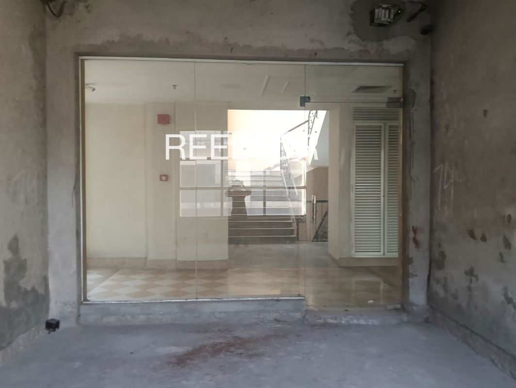 Showroom For Sale In Bainchi Kullu