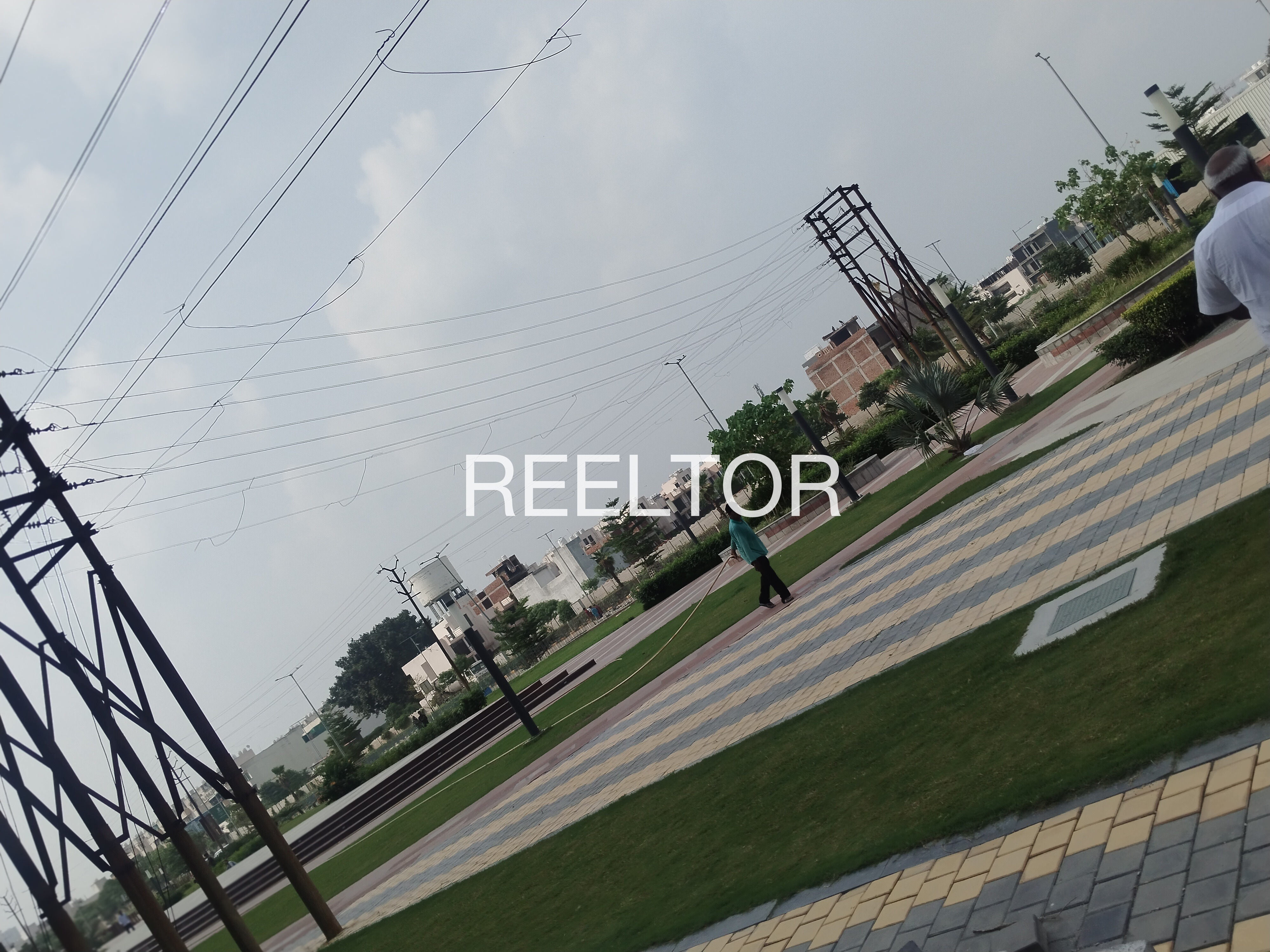 Showroom For Rent In Dayarpur Gyaraspur