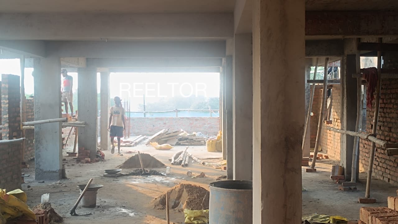 Showroom For Sale In Sonamarg Kangan