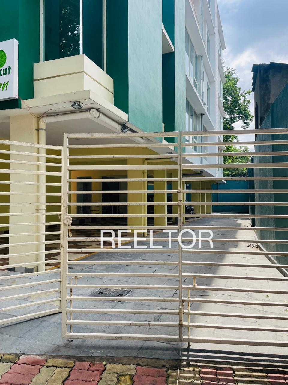 Shop For Sale In Alniya Ratlam