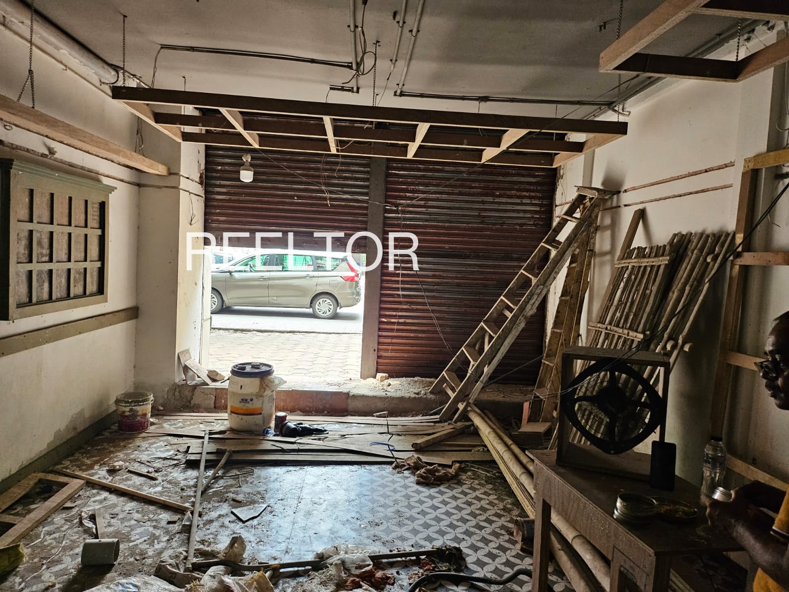 Showroom For Sale In Banavadi Magadiu