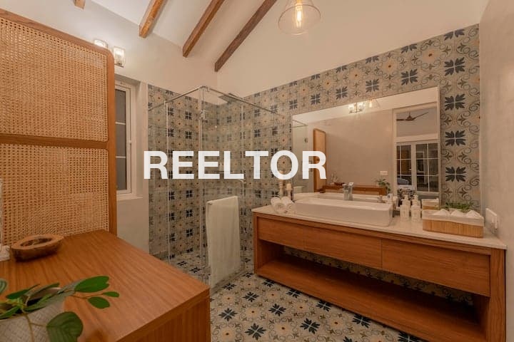 Villa For Sale In Toka Barwala