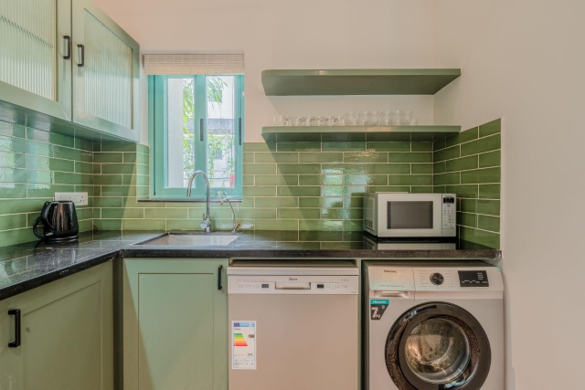 Shop For Sale In Gevande Velhe