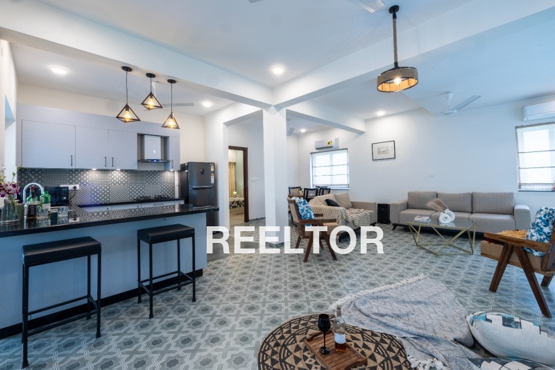 Villa For Rent In Haiderpur Saraswati Vihar