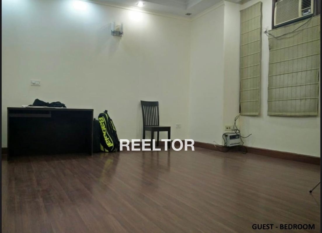 Shop For Rent In Ullagaram Alandur