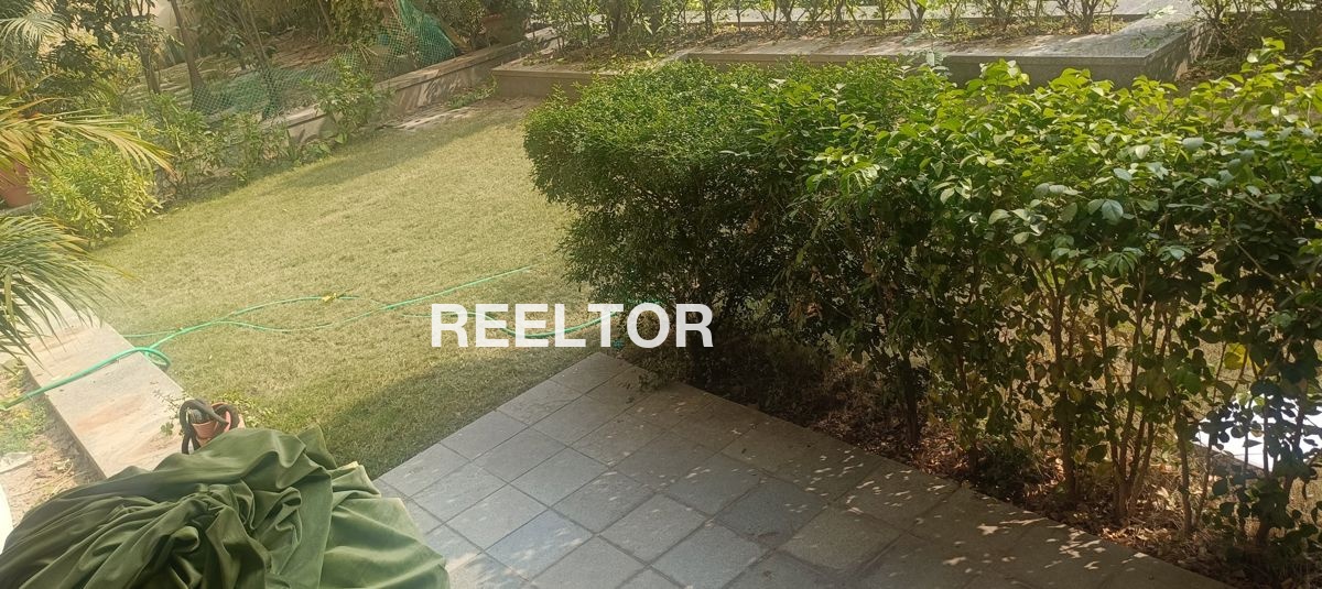 Villa For Sale In Pipalya Ghata Badod