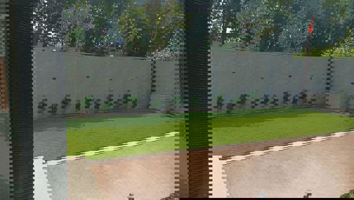 Shop For Rent In Gautam Nagar Defence Colony