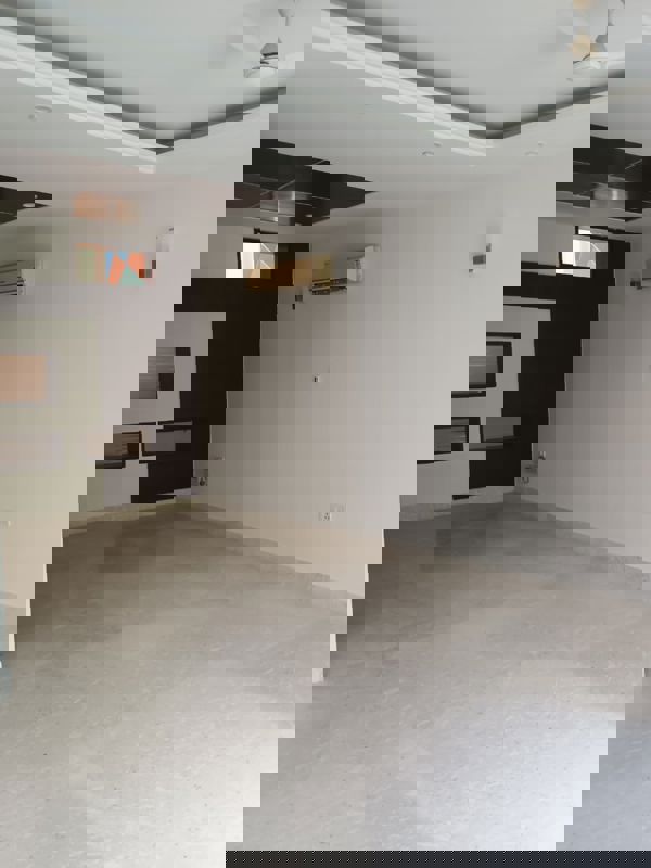 Shop For Rent In Wazir Nagar Defence Colony