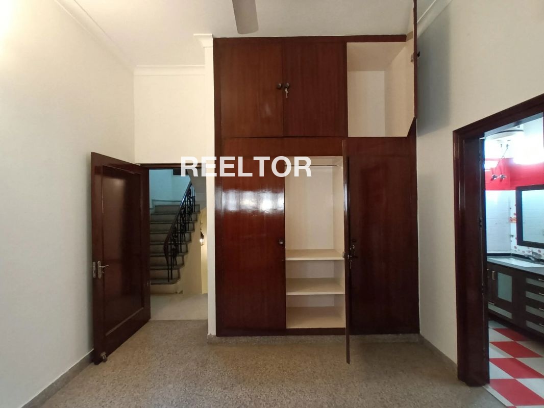 Shop For Sale In Chaloda Dholka