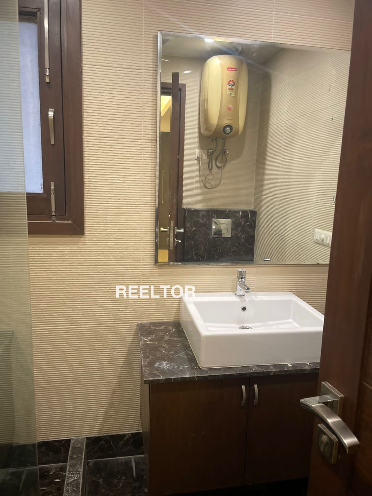 Villa For Rent In Subash Park Extension Shahdara