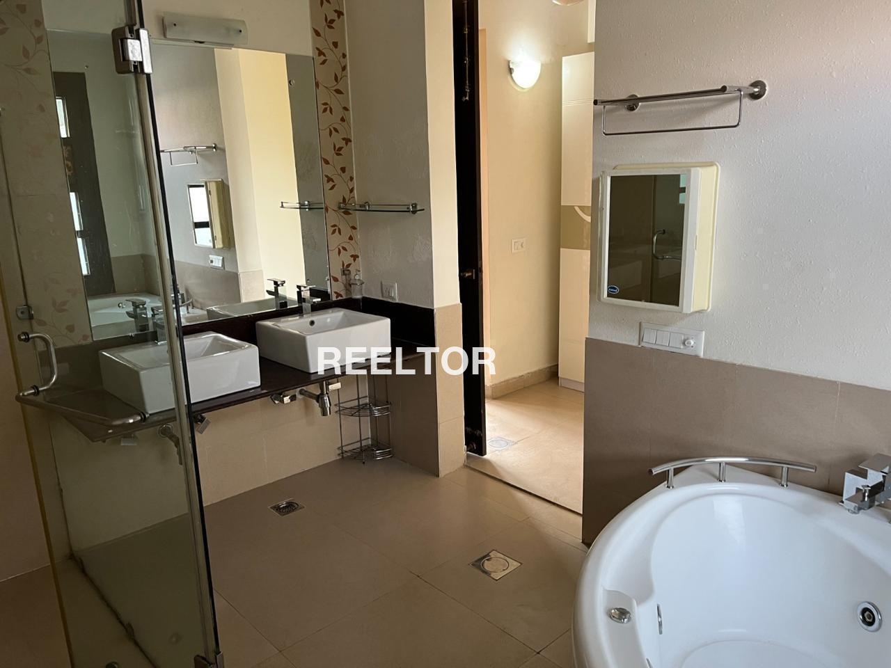 Villa For Sale In Balbir Nagar Shahdara