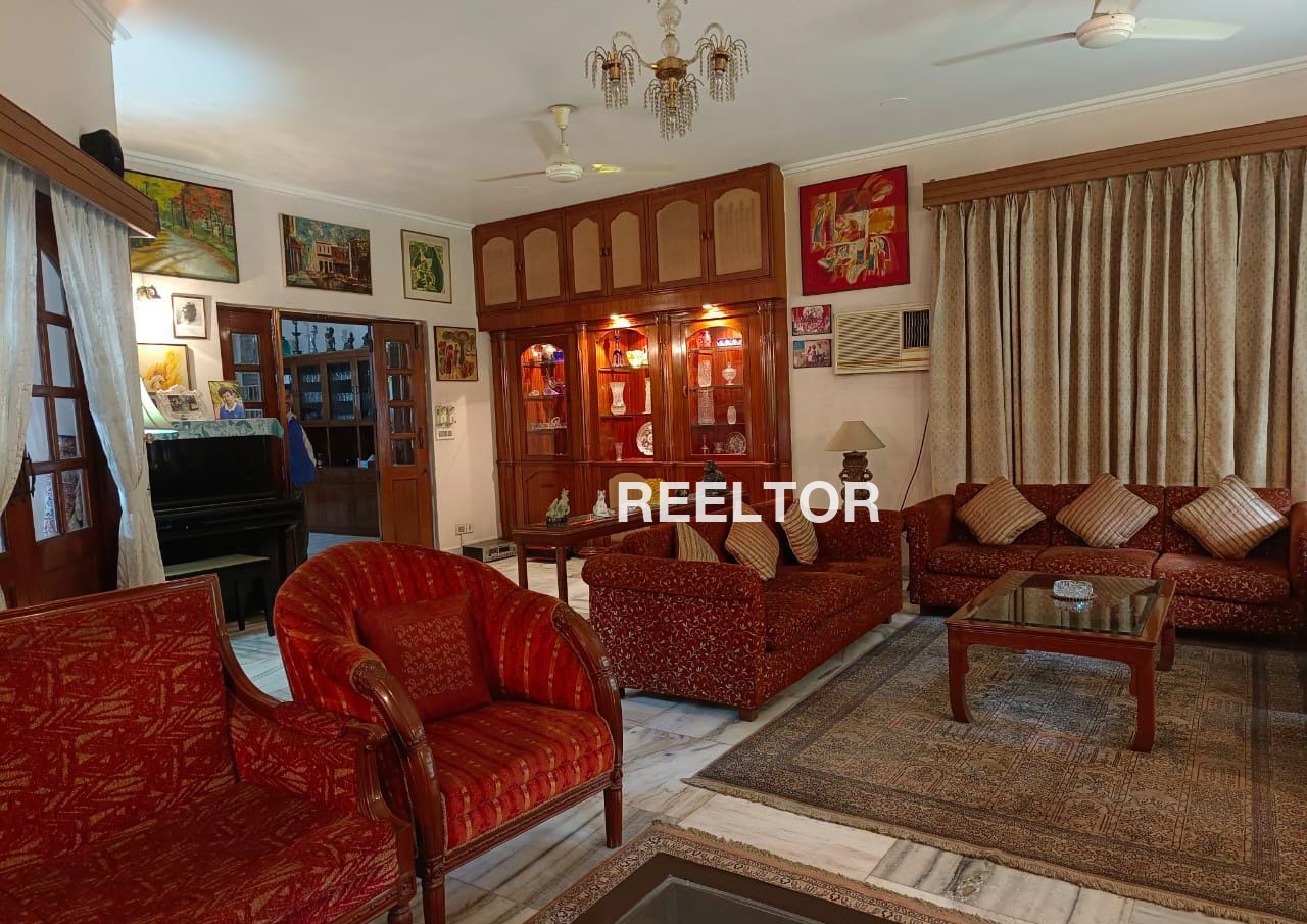 Villa For Sale In Rishipuram Huzur