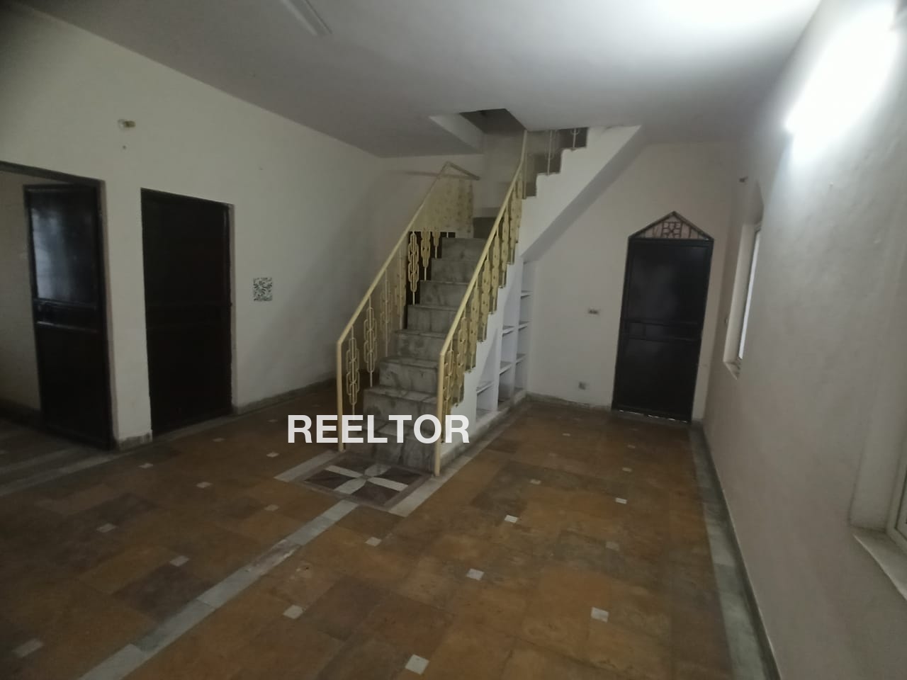 Villa For Rent In Katwaria Sarai Hauz Khas