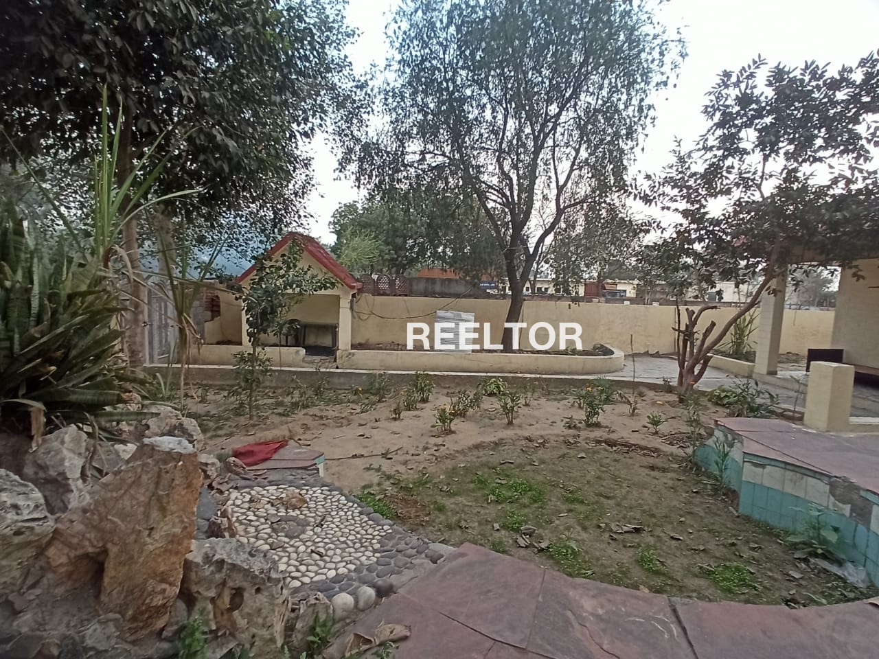 Villa For Sale In Sector 20 Gautam Buddha Nagar