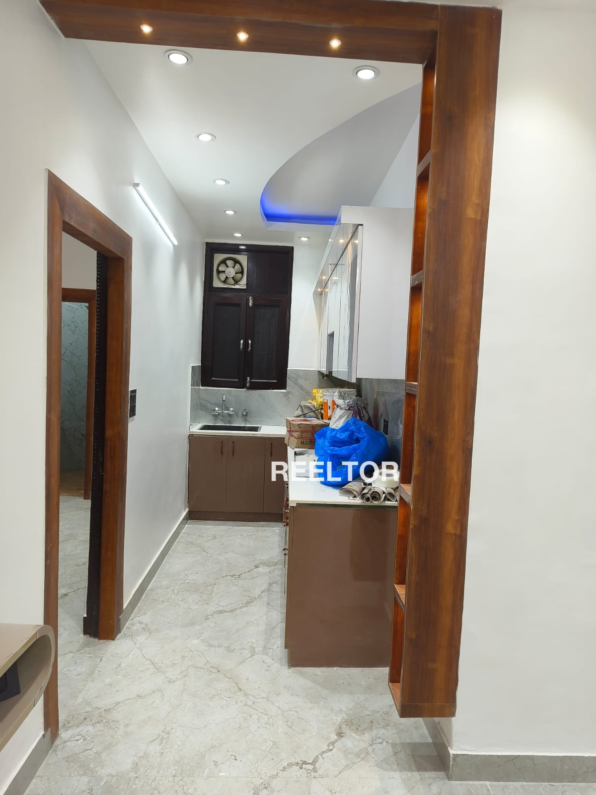 Shop Rent In Maninagar