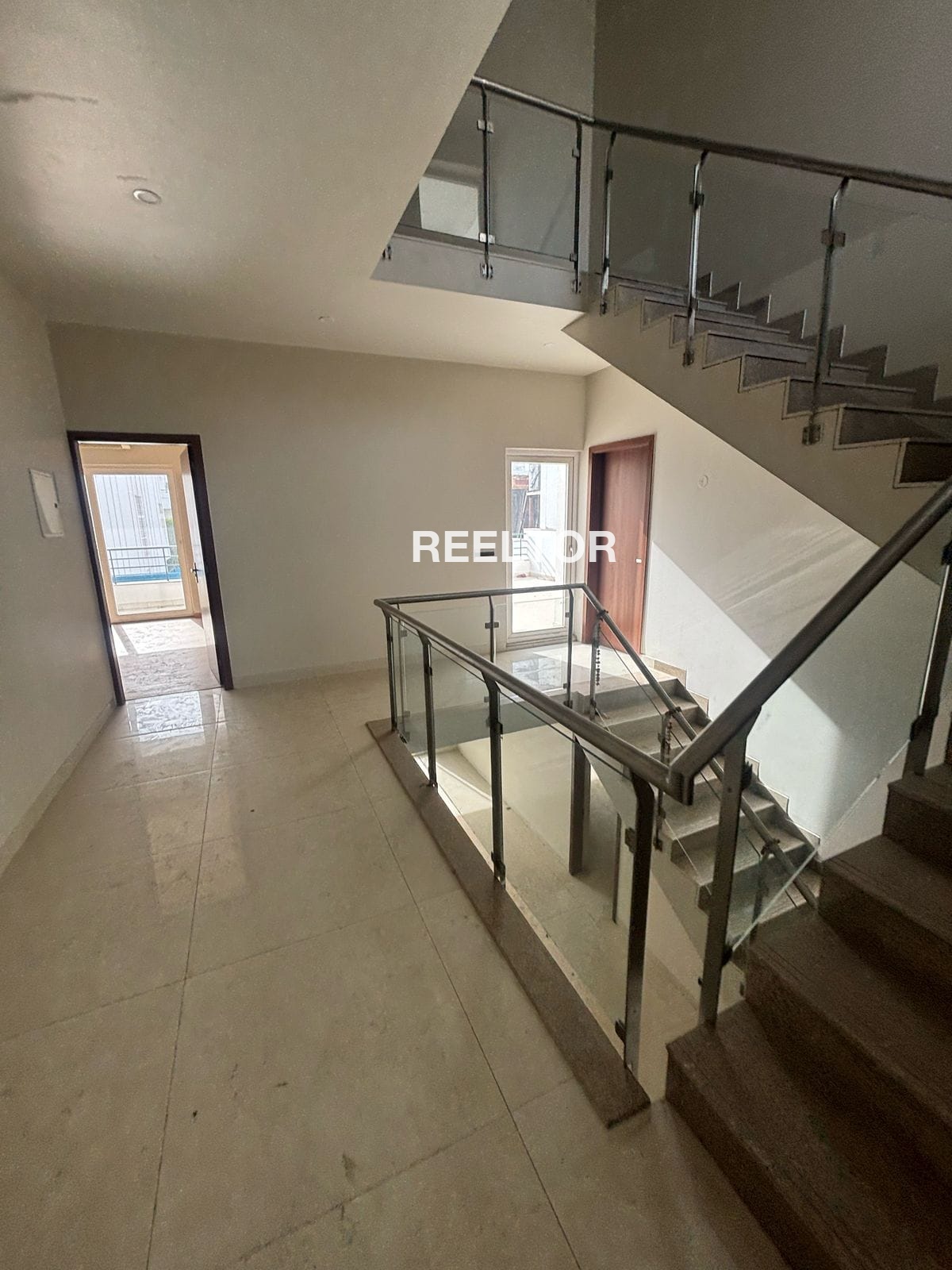 Villa For Sale In Jhatta Gautam Buddha Nagar