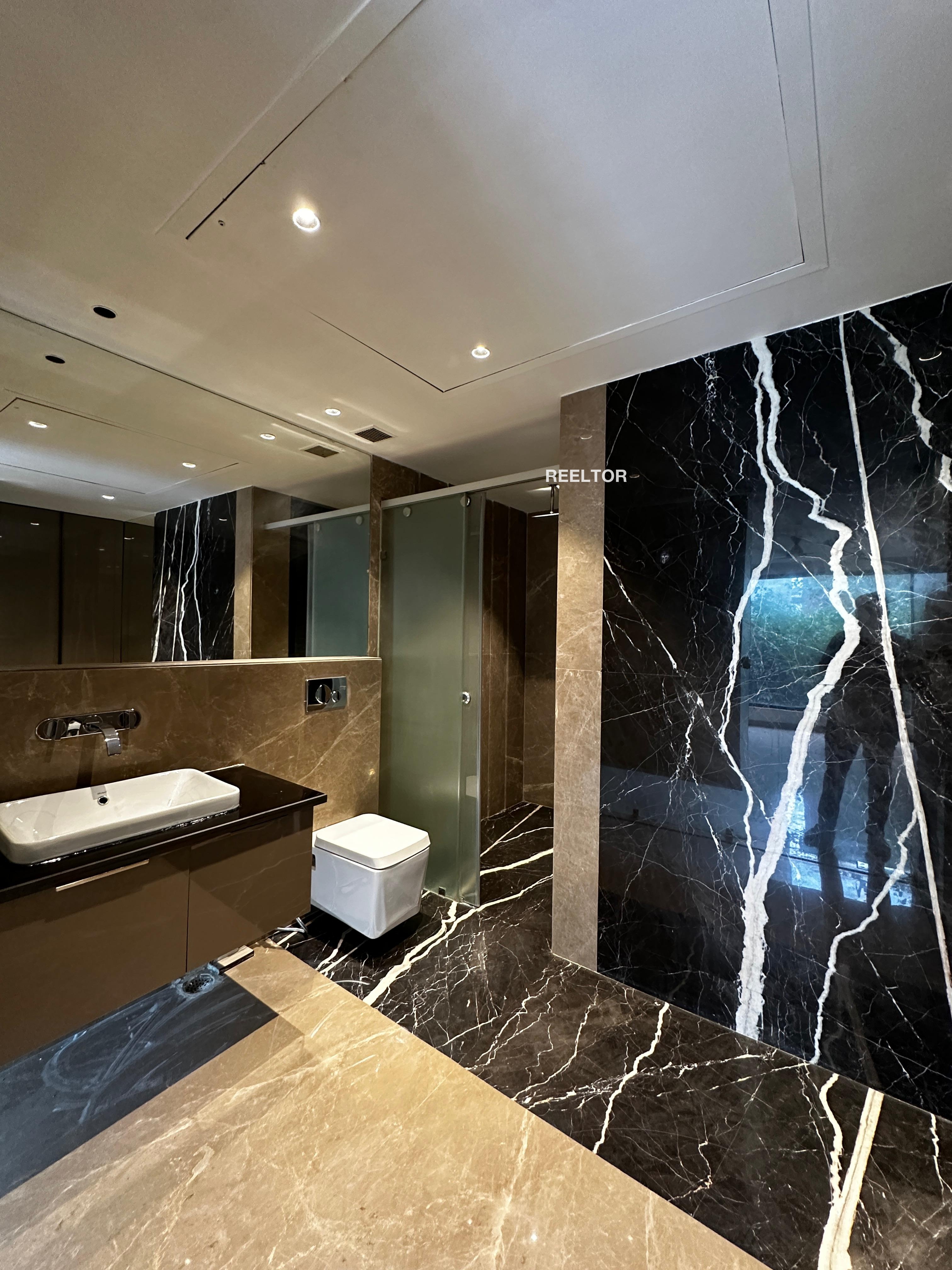 Shop For Rent In Asola Saket