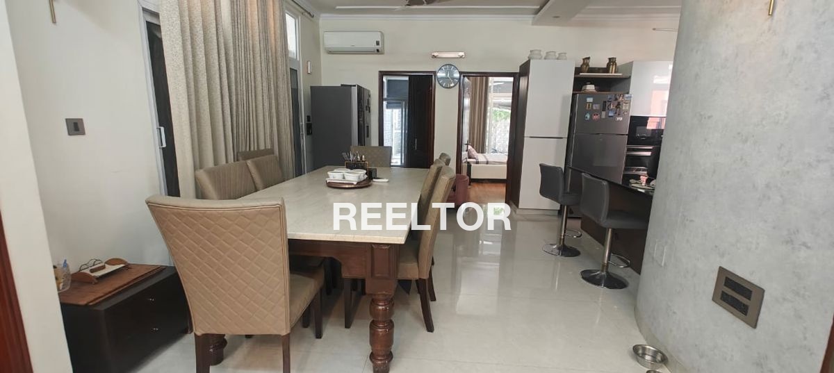 1 Rk Room For Rent In Jharsa Gurgaon