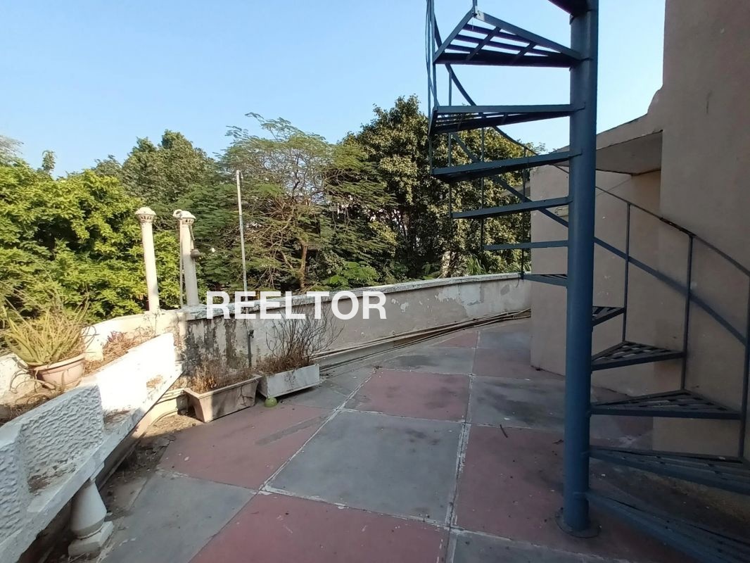 Shop For Rent In Sikandarpur Dadri