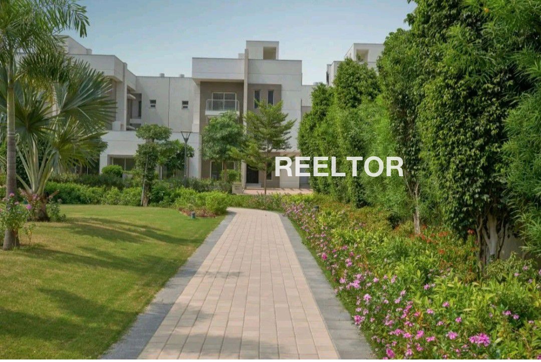 Society Near Sector 62 Noida For Rent