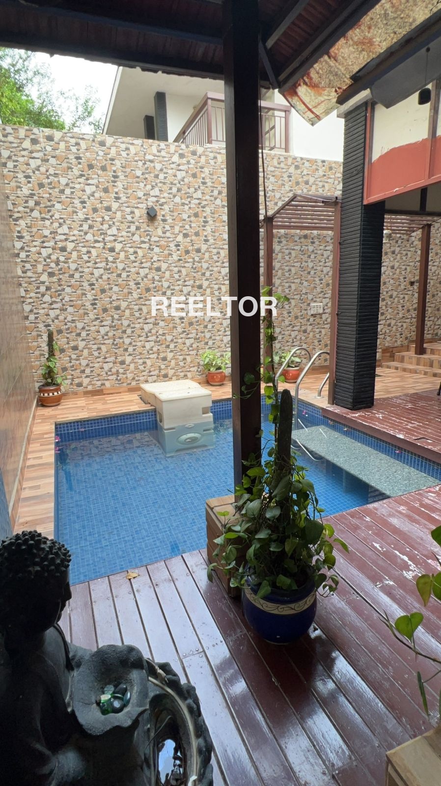 Villa For Rent In Sector 78 Faridabad