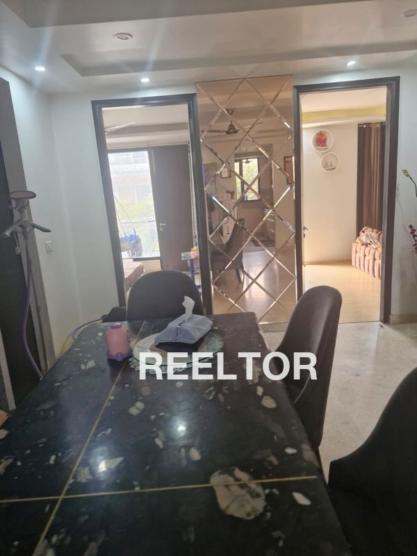 Villa For Sale In Sendora Raisen