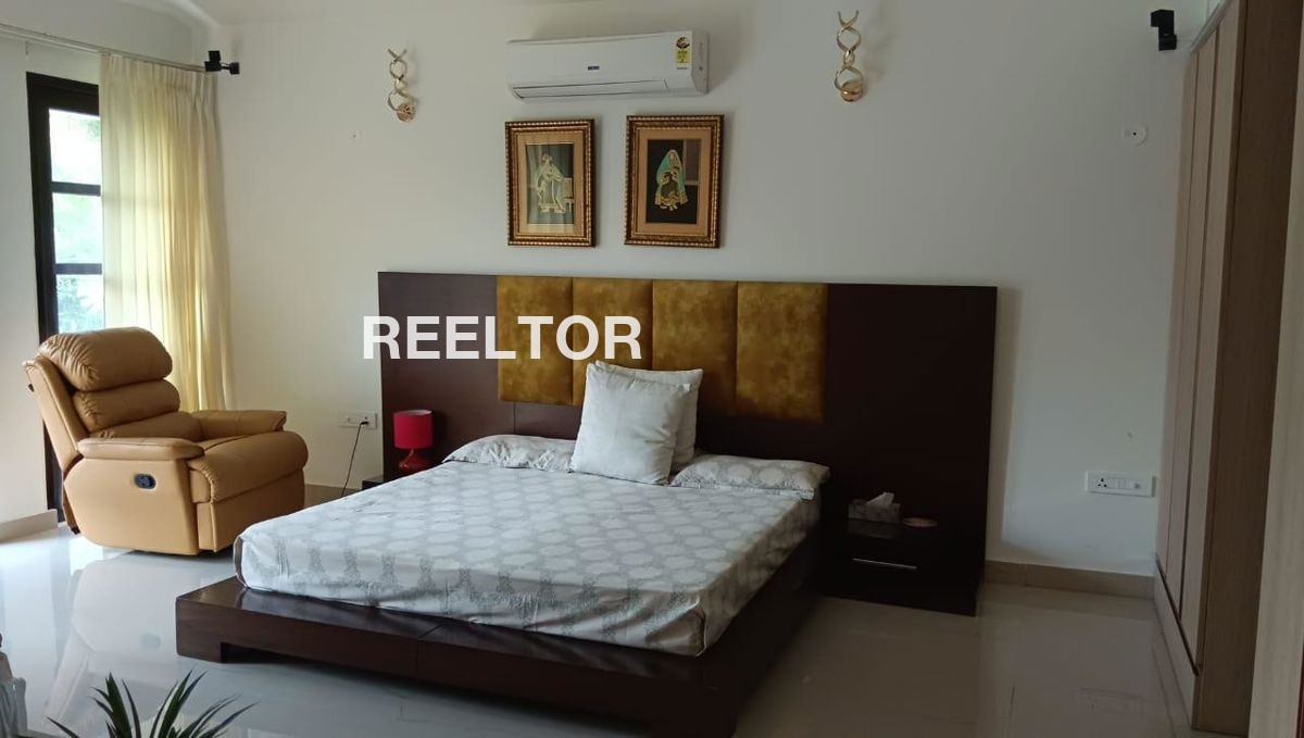 Villa For Rent In Chirsi Faridabad