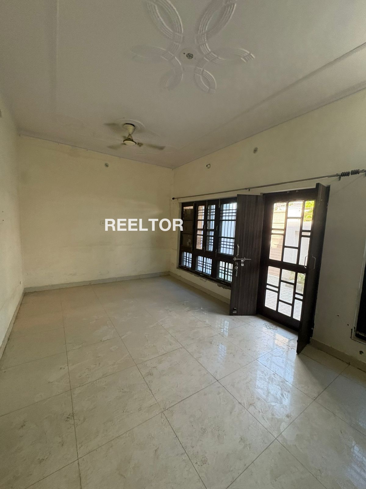 Villa For Sale In Khoraj Gandhinagar