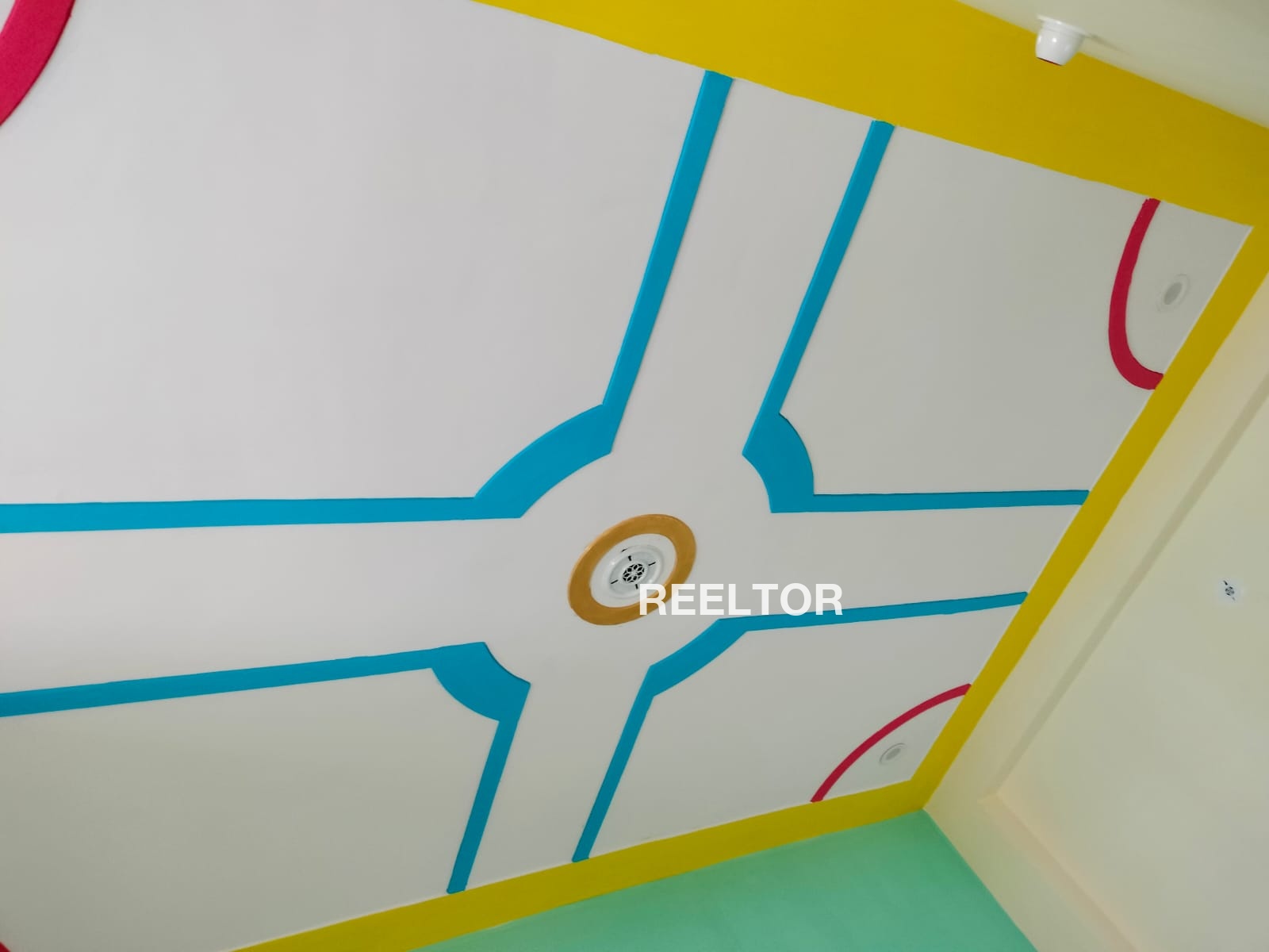 Shop For Rent In Mori Gate Kotwali