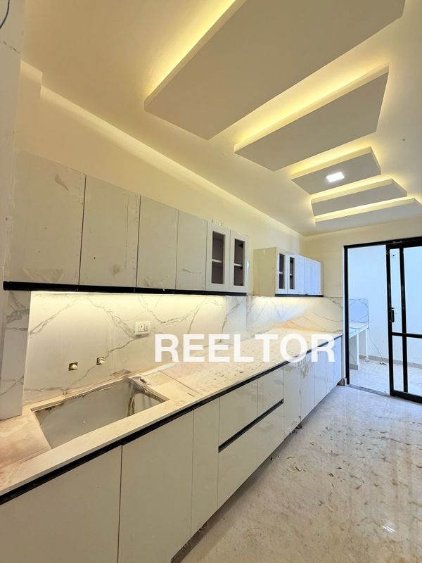 Villa For Sale In Nila Kangan