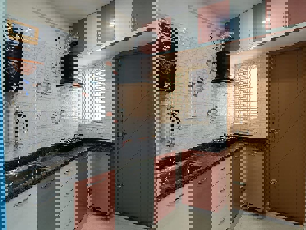 Pre Rented Commercial Property For Sale In Lucknow