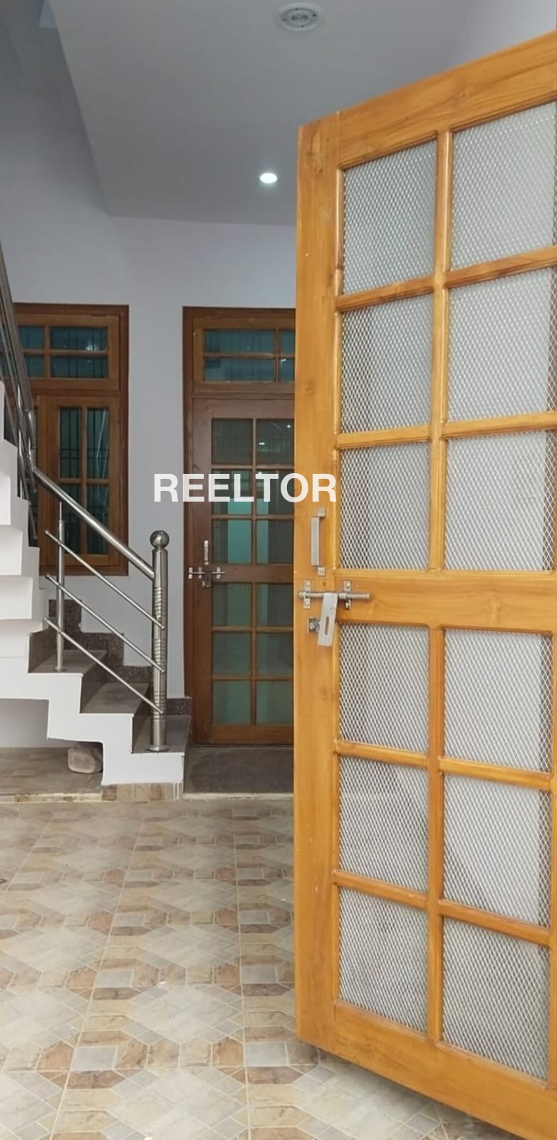 Villa For Rent In Dharawat Chachyot