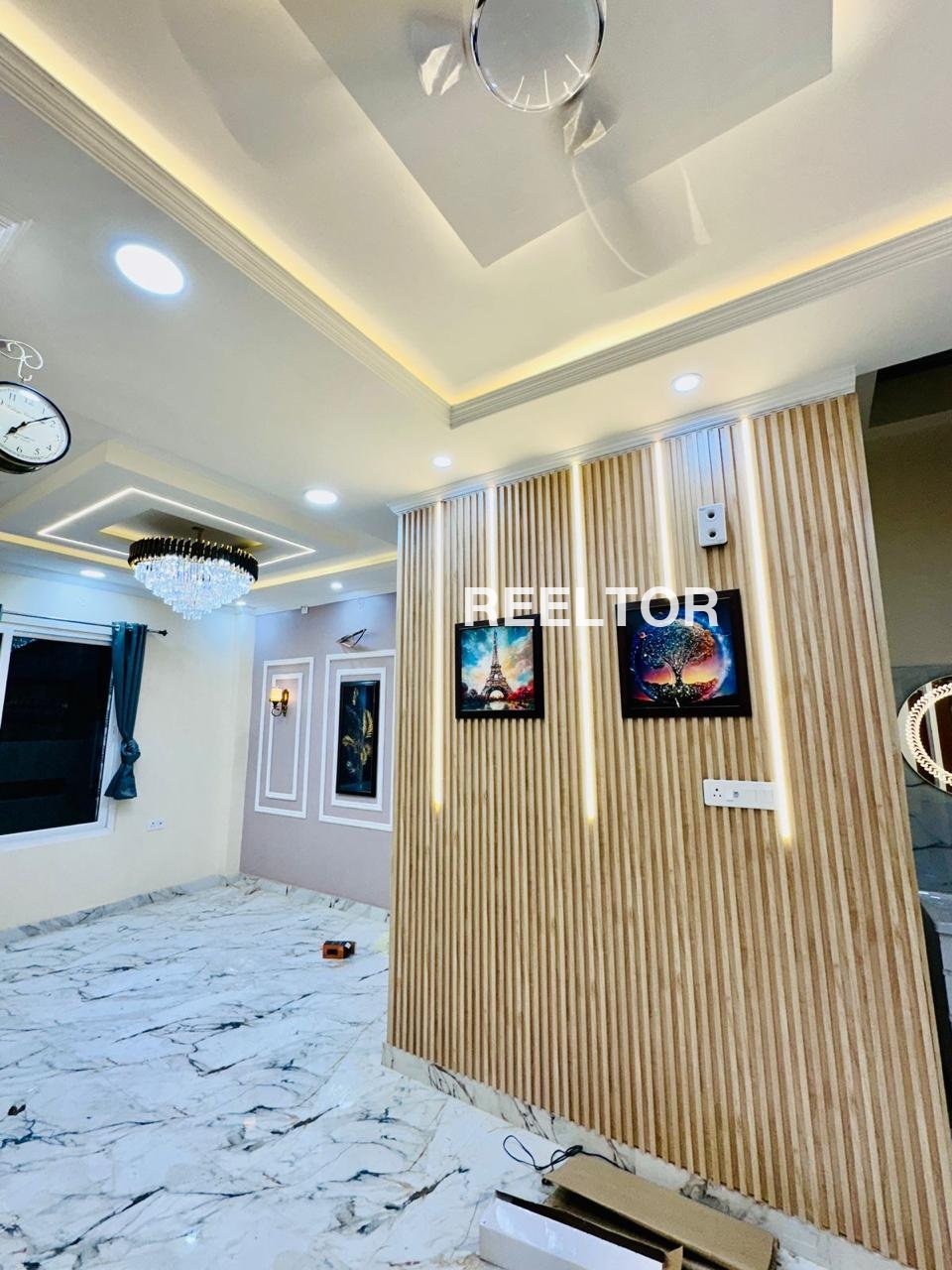 Villa In Chanakyapuri