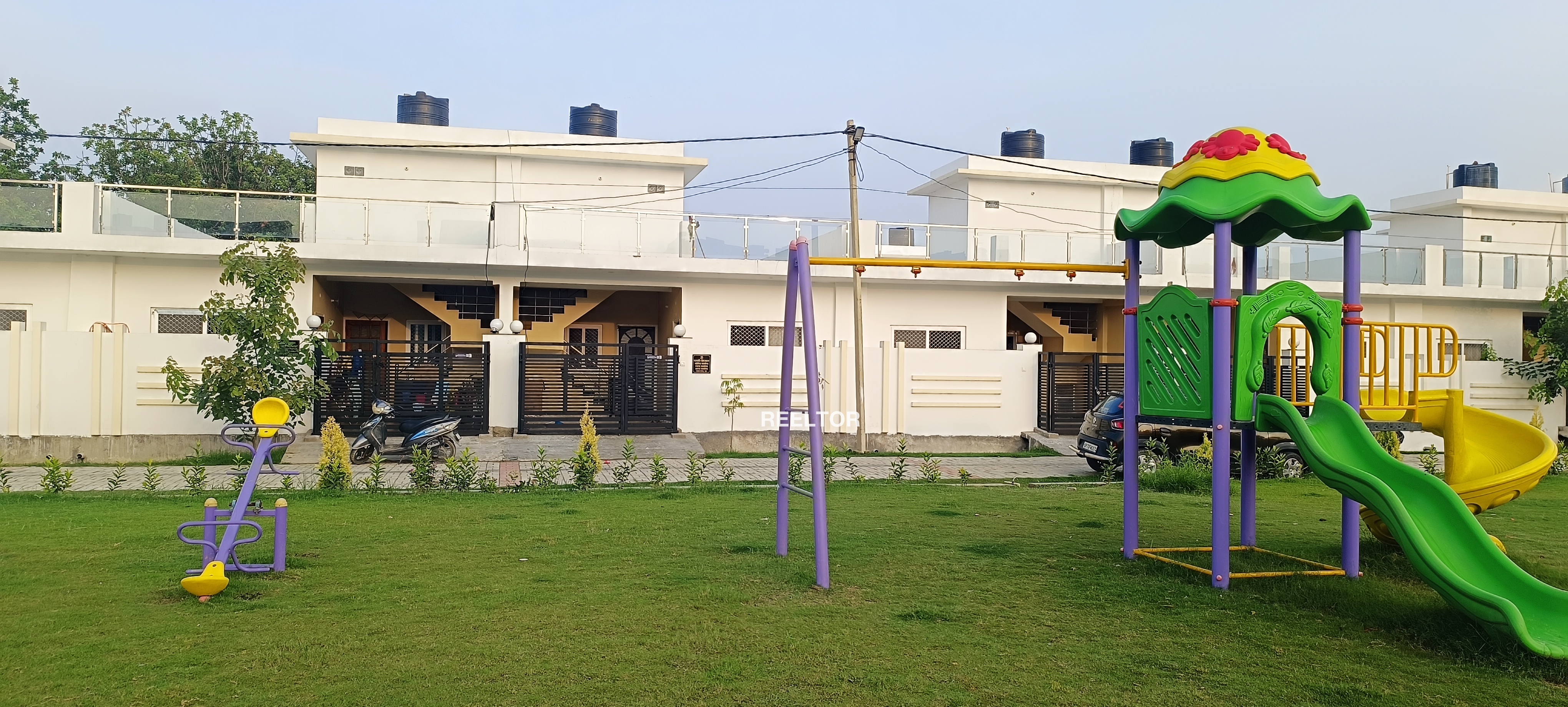 Villa For Sale In Morwe Majhiaon
