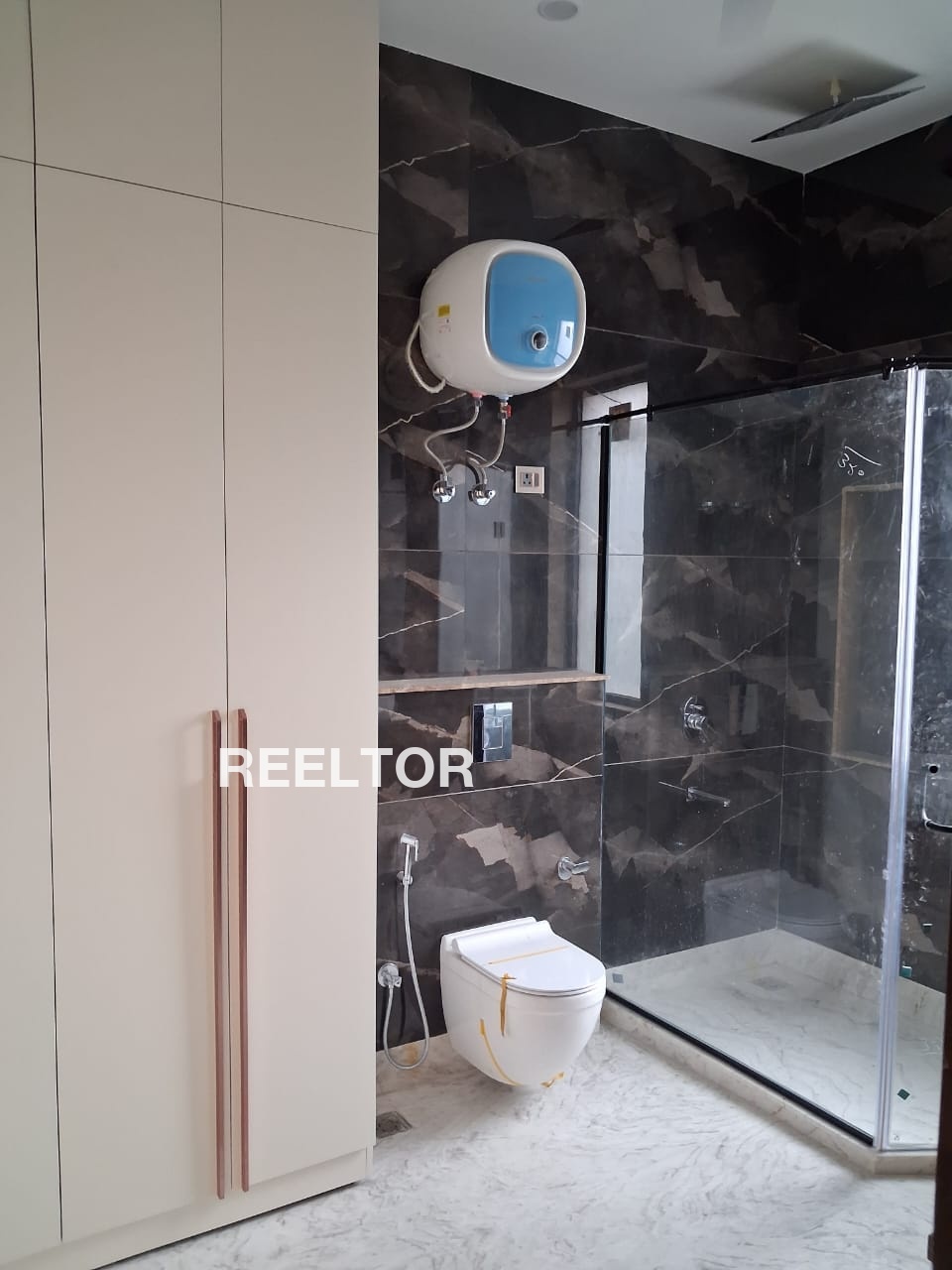 Shop For Rent In Rajeev Nagar Faridabad