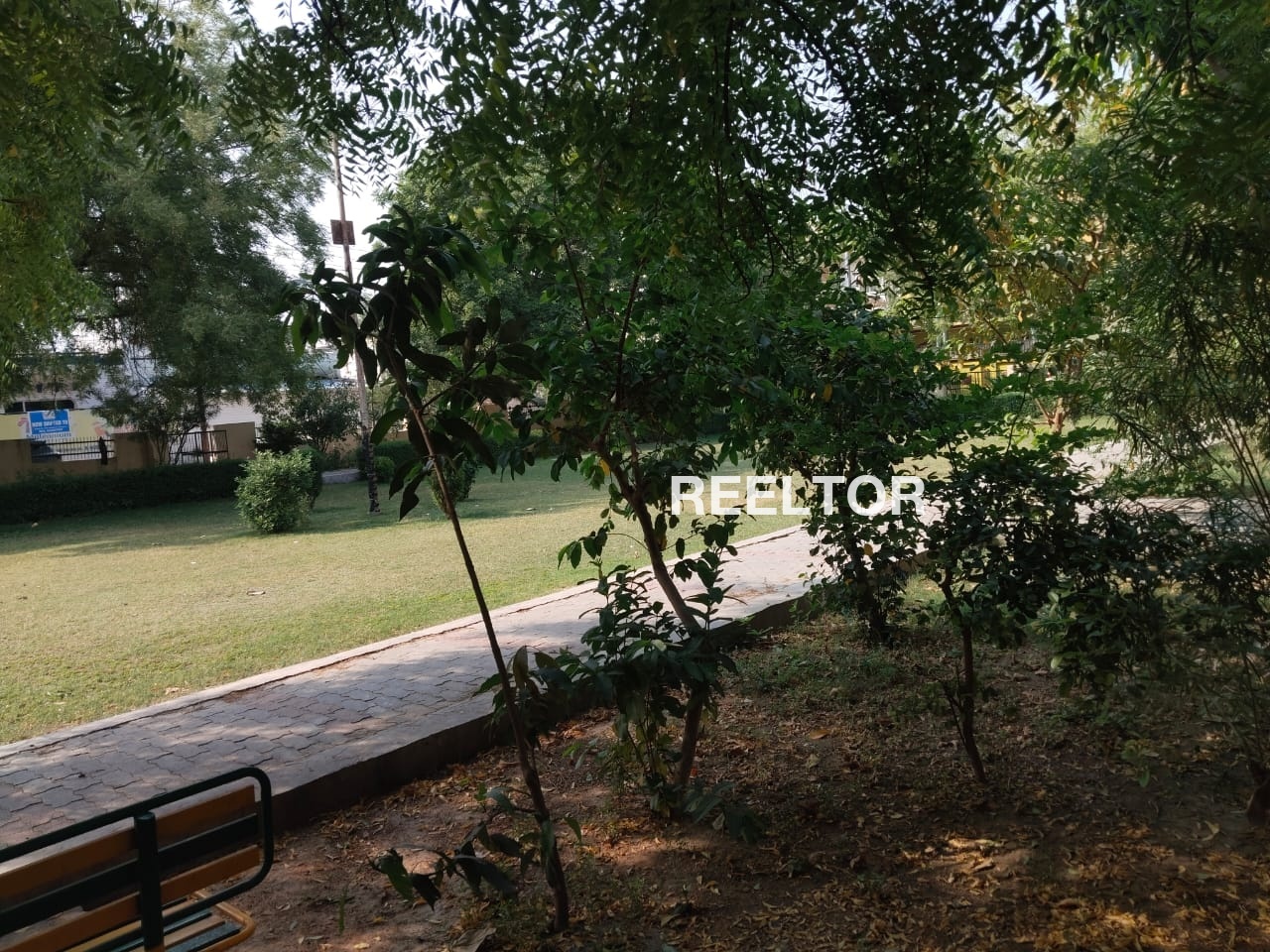 Villa For Sale In Kamhariya Allapur