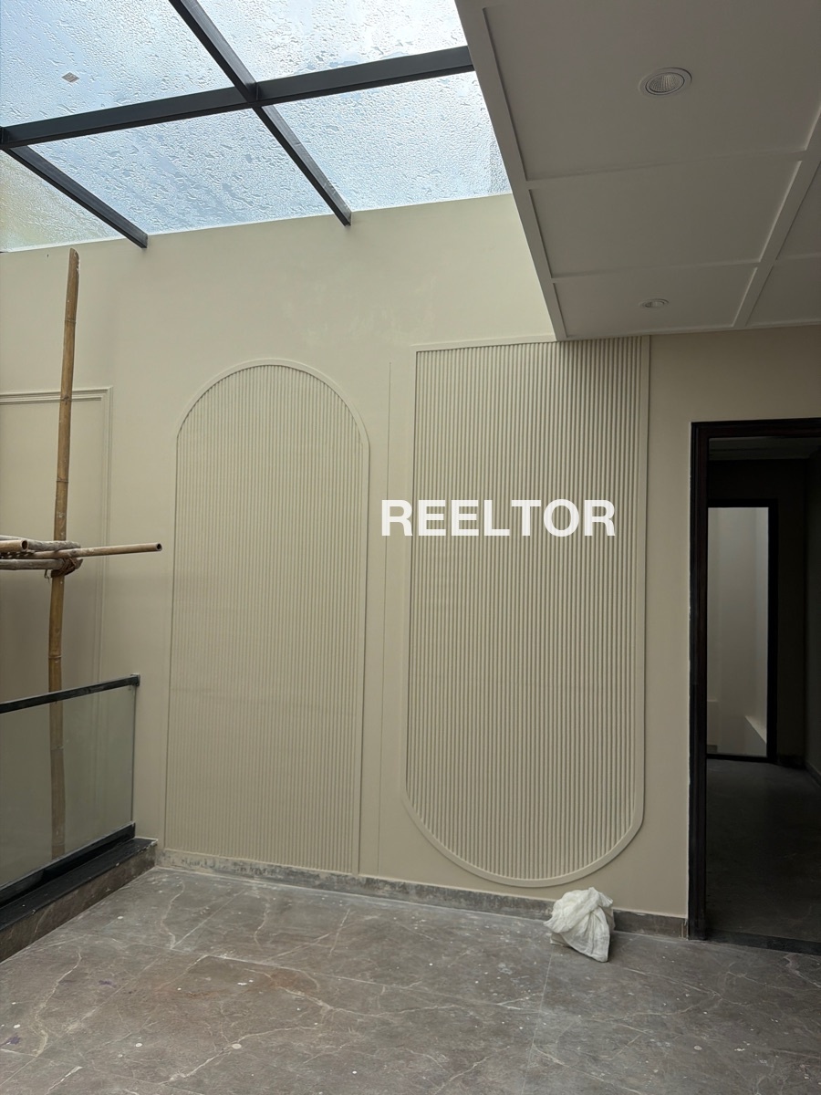 Shop For Sale In G Block Model Town