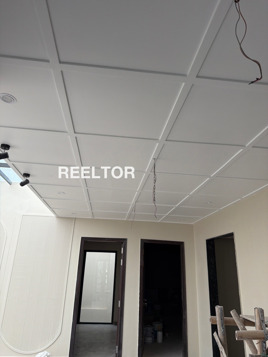 Villa For Sale In Bagiamau Sarojani Nagar