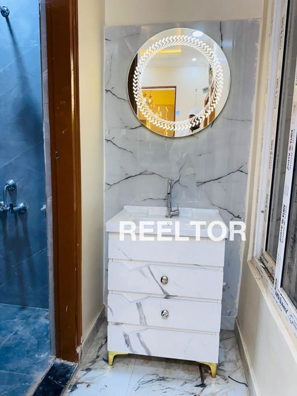 Villa For Sale In Shahdara Gautam Buddha Nagar